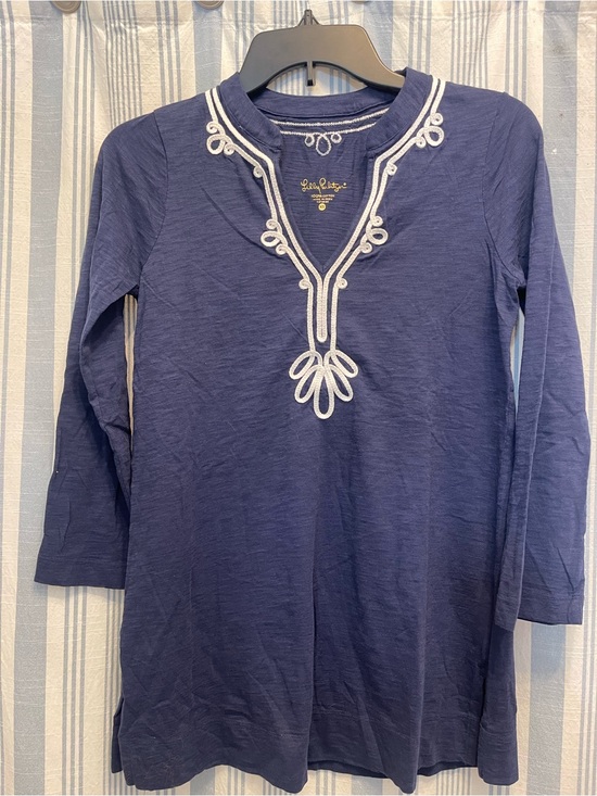 Lilly Pulitzer Tops - Lilly Pulitzer Navy Kaia Tunic. (NWOT)